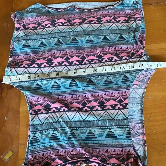 PINK Victoria's Secret Aztec Tribal Pink Blue/Pink Ombre Pocket Tank XS - Picture 4 of 9
